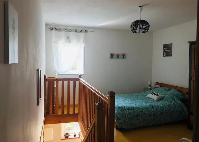 Entre Terre Et Nyaraló *