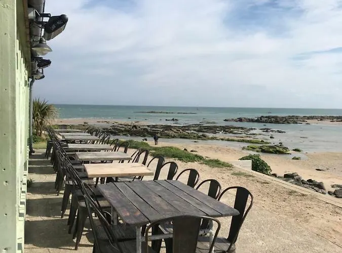 Entre Terre Et Nyaraló